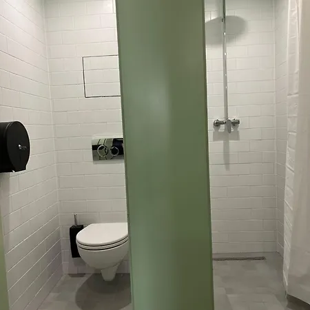 Vibe Loft Free Drink Daily By Zazi * Братислава