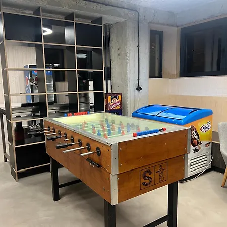 Vibe Loft Free Drink Daily By Zazi ברטיסלאבה