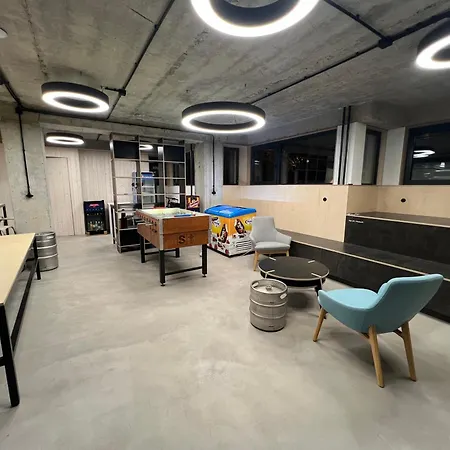 Vibe Loft Free Drink Daily By Zazi אכסניה *