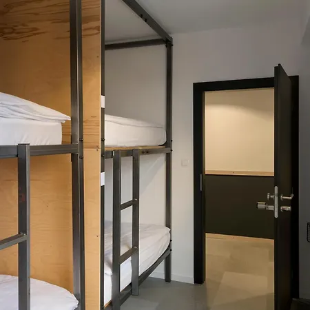 Vibe Loft Free Drink Daily By Zazi Хостел